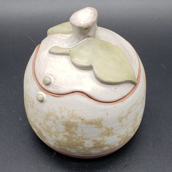 Vintage Signed Hobbiest Cream Green Leaf Turned Art Pottery Ginger Jar with Lid - Picture 12 of 13